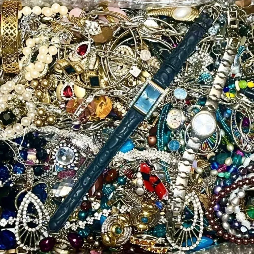 1 Lb Pound Unsearched Huge Lot Vtg 2 Now Jewelry WEARABLE Art Craft Treasure Fun - Picture 11 of 16